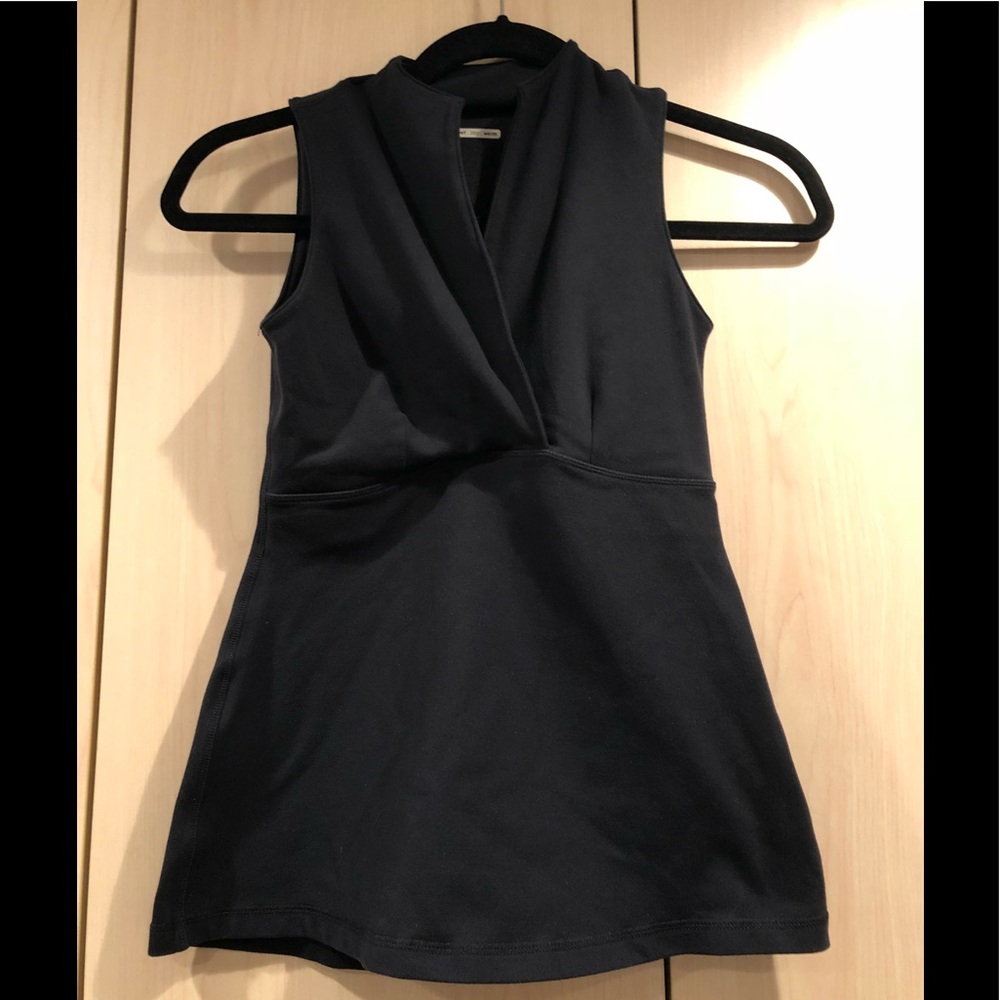 Lululemon Athletic top